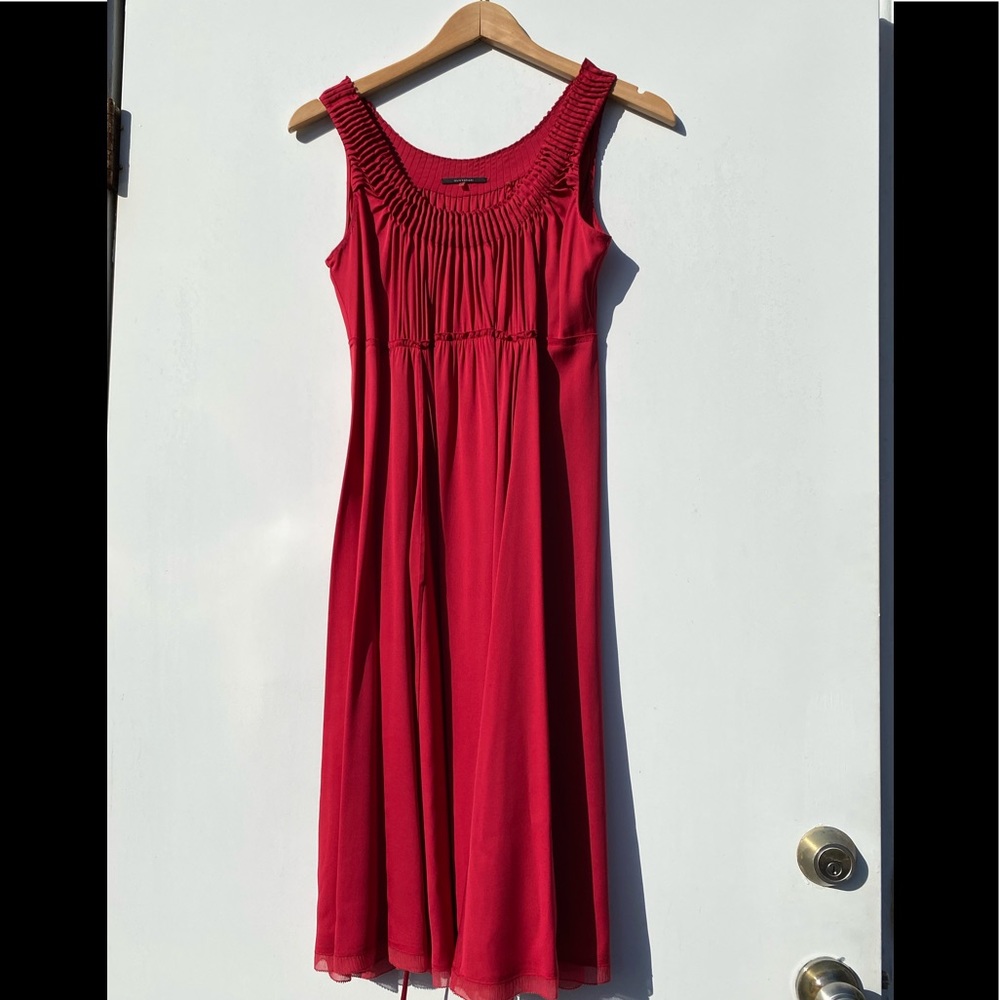 Elie Tahari pleated silk dress